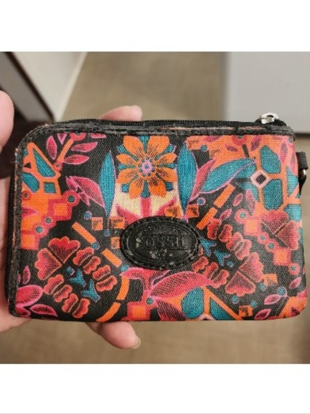 Fossil Key-Per Floral Print Coated Canvas Wristlet Wallet (Peeling, Fair Cond)